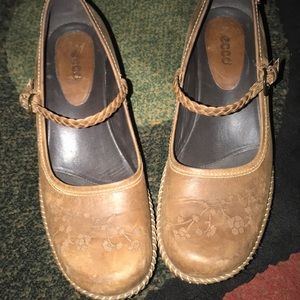 Ecco Maryjane Shoe